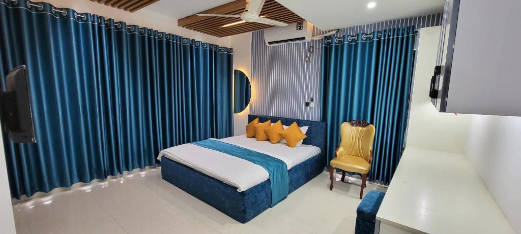 Luxurious 3-bhk highly secured & close to airport